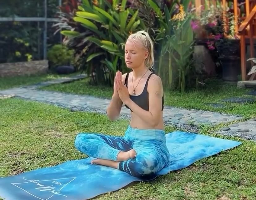 Yoga Retreat Kurakurabeachbali